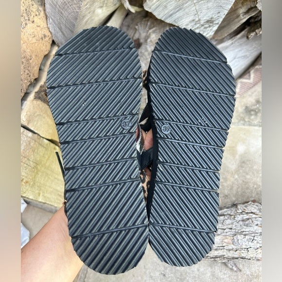 Inuovo leopard print leather strappy sandal NWOB Sz-37(6.5) L - Picture 4 of 7